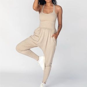 Imbodhi jumper, oatmeal. Size medium